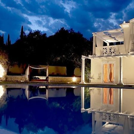Castello Di Vista Hotel Ipsos Ngoại thất bức ảnh
